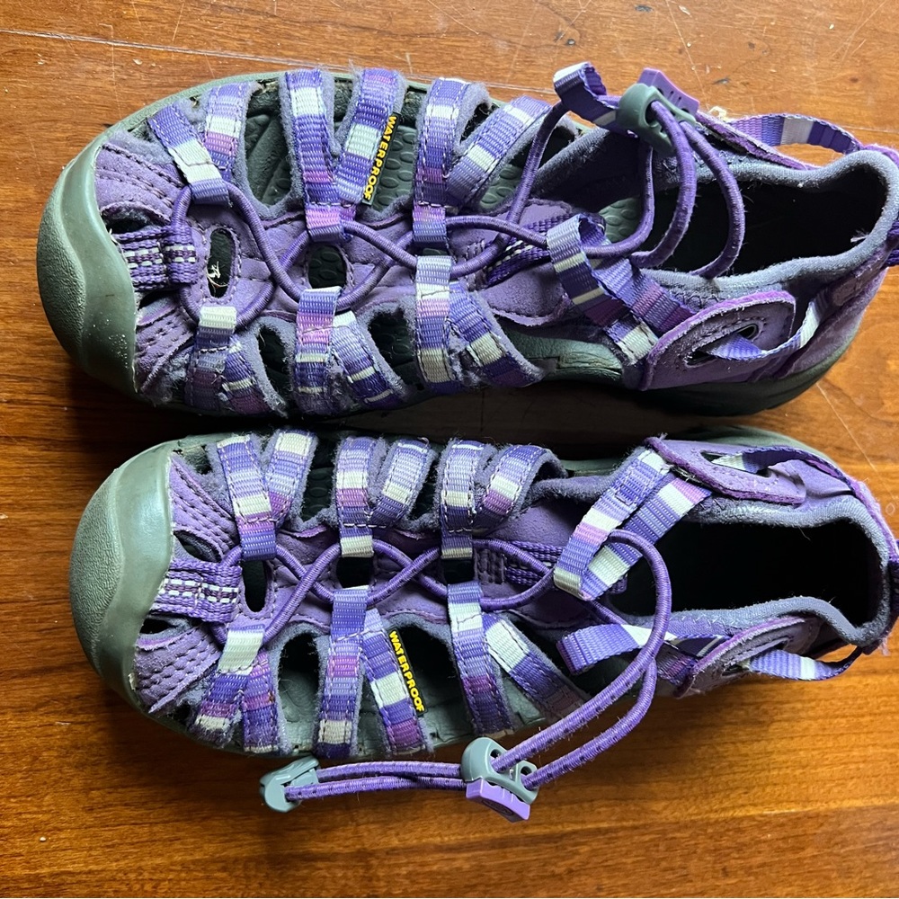 EUC Keen Girls Whisper Sandal - size 1
